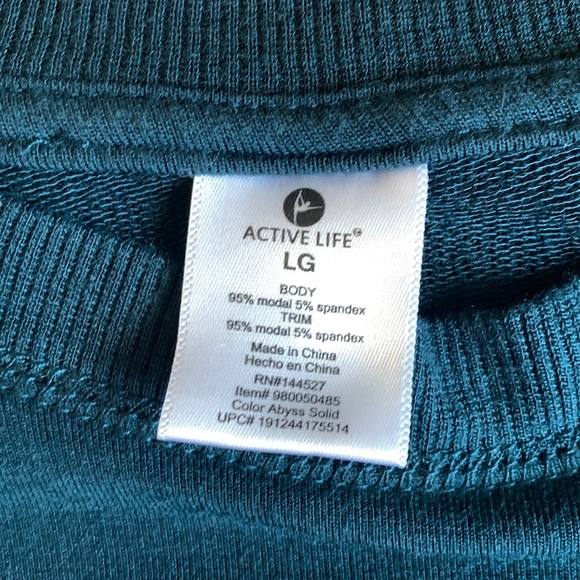 2 piece LOT- Comfy buttery soft women’s lot. - Picture 6 of 9